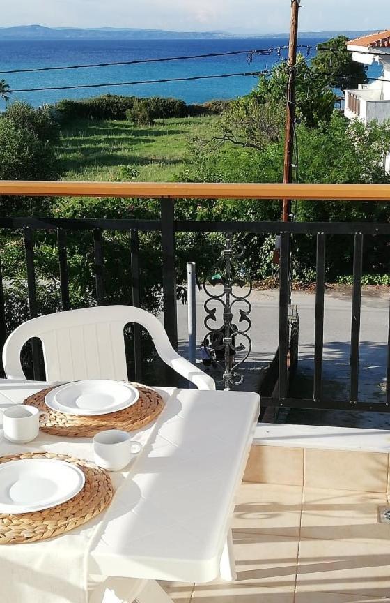 Villa Christina Sea Side A Hanioti Eksteriør bilde