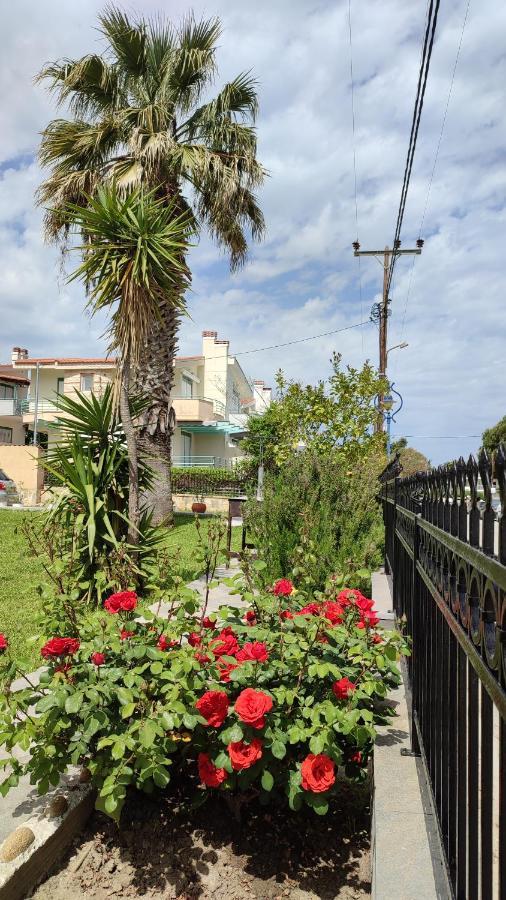 Villa Christina Sea Side A Hanioti Eksteriør bilde